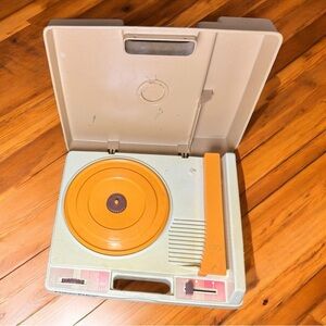 FISHER PRICE PHONOGRAPH RECORD PLAYER MODEL #825 TURNTABLE 1978 VINTAGE ORIGINAL